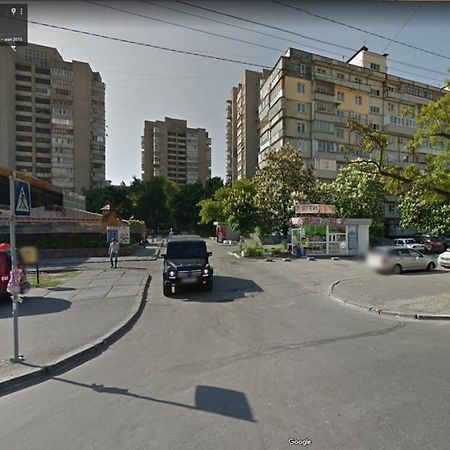 Comfortable Flat Near The Dnieper River In Kiev Bagian luar foto